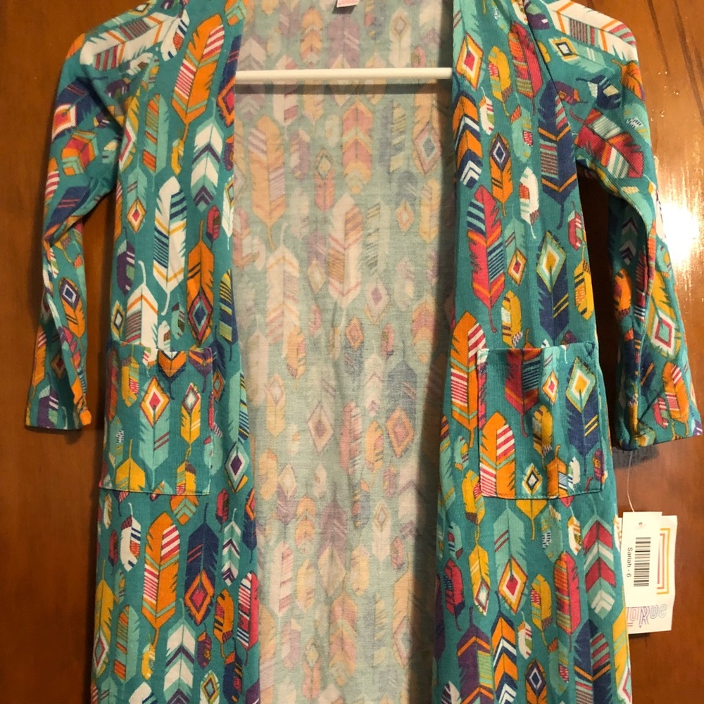 Lularoe sariah NWT- kids cardigan arrows
